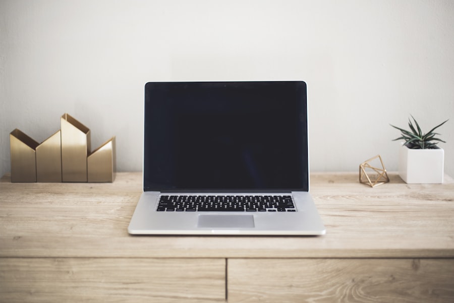 MacBook & iMac